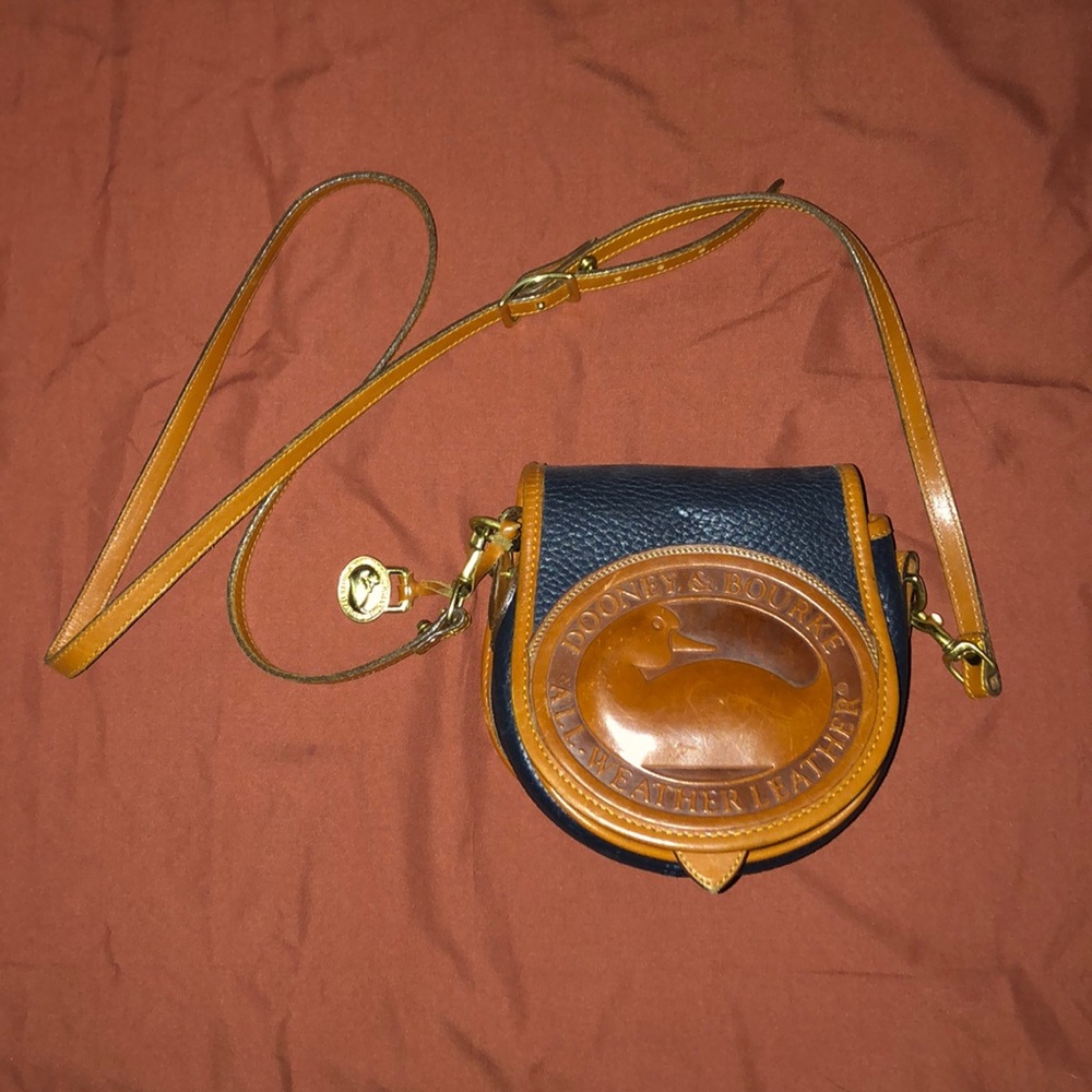 Dooney & Bourke crossbody bag
